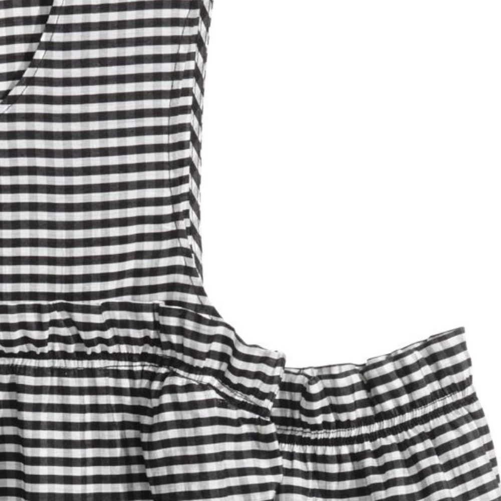 H&M Cold Shoulder Top - Picture 2 of 3